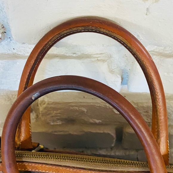 COPY - Céline
Boston Bag Macadam In Brown Coated Canvas Tote - Picture 4 of 11